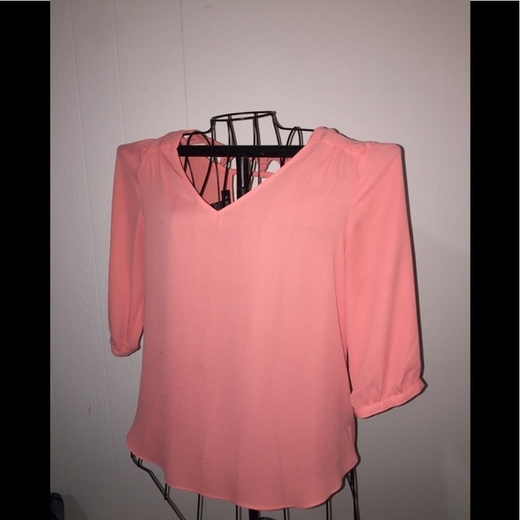 ❤️ A.Byer size medium lightweight dressy summer spring v neck and back peach - Picture 1 of 7